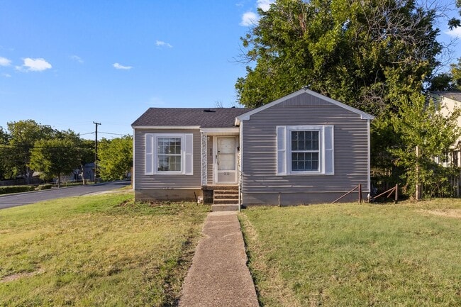 Building Photo - Charming Home in Prime Grand Prairie Locat...