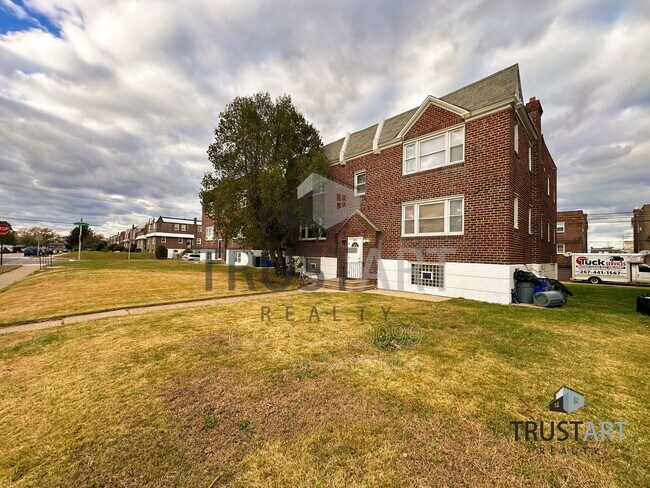 Building Photo - 1205-7 Princeton Ave