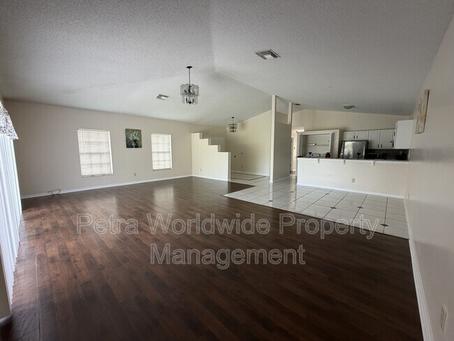 Building Photo - 1074 Universal Rest Pl