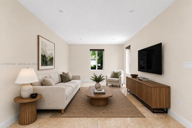 Building Photo - 611 Santurce Ave