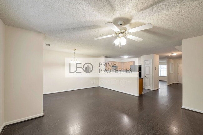 Building Photo - 950 Parkway Rd