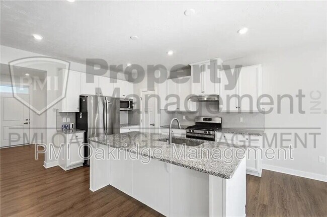 Building Photo - 414 Sydney Dr