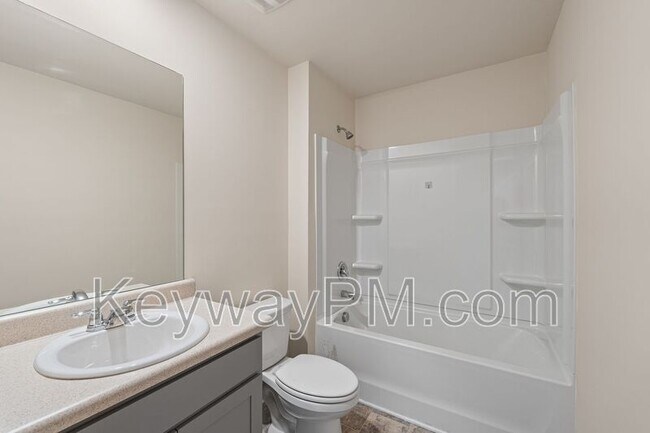 Building Photo - 3262 Carmine Ave