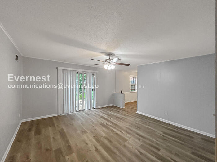 Building Photo - 3500 Panbrook Cove