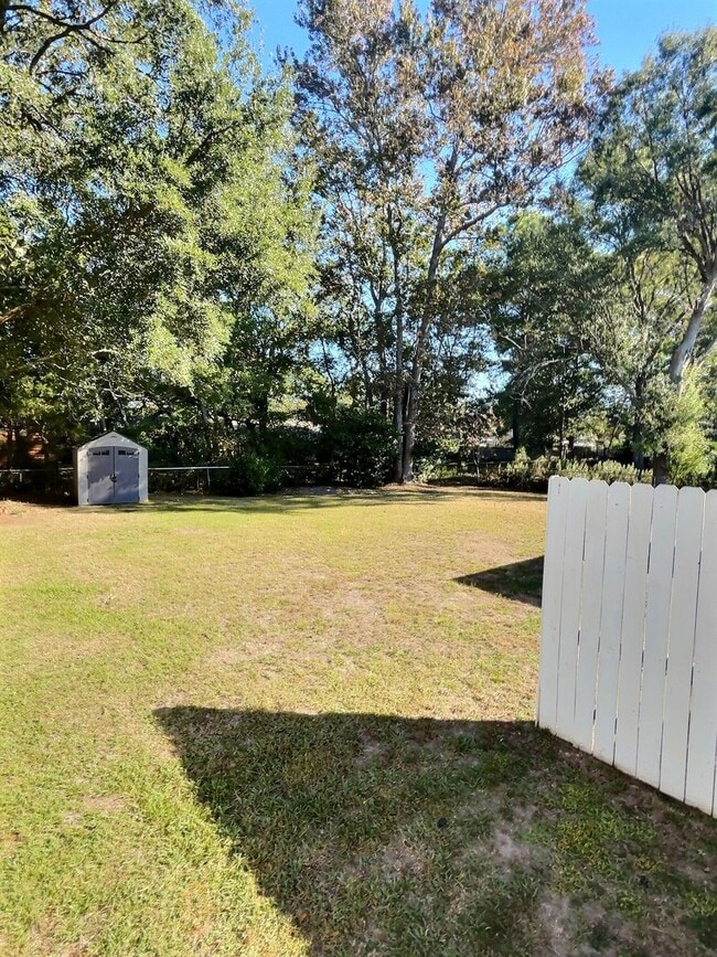 Building Photo - Updated 3-Bedroom Home in Ocean Springs!