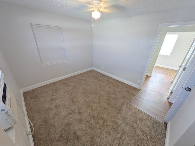 Building Photo - 506-512 Northwood Road