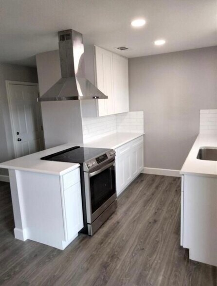 Building Photo - 11216 Liberty School Rd