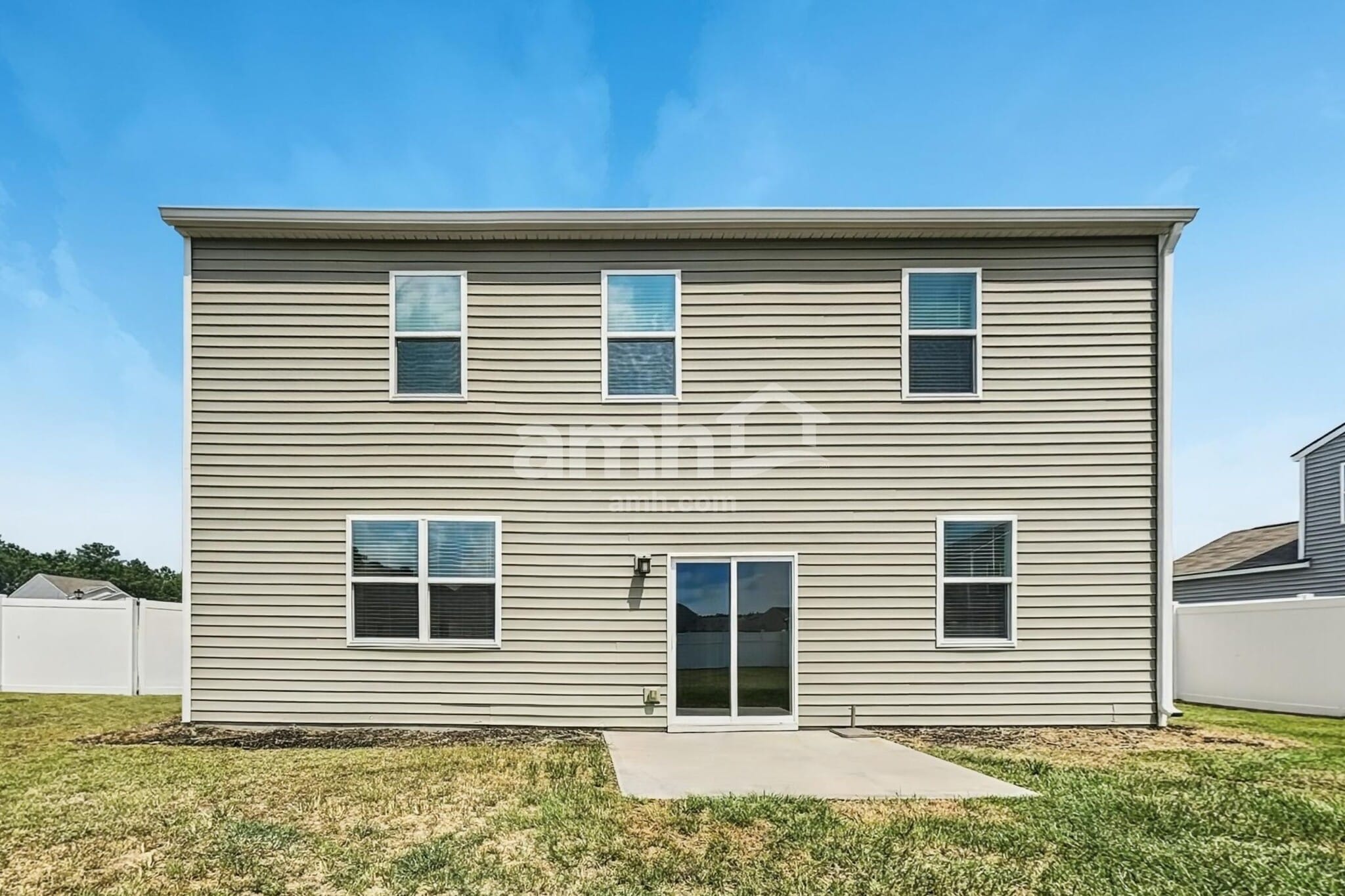 Building Photo - 203 Bushwood Dr