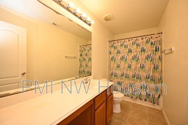 Building Photo - 12518 Sterlingstone Dr