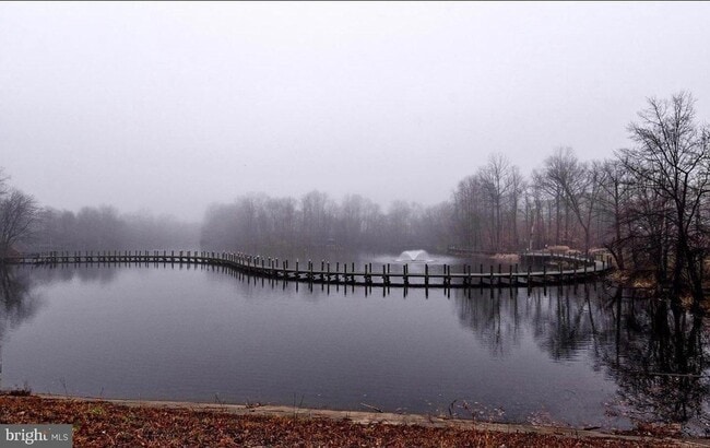 Building Photo - 9808 Lake Point Ct