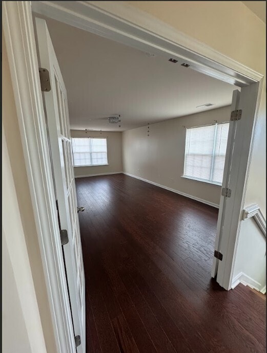 Building Photo - Modern Comfort Meets Space – 4BR/3.5BA Hom...