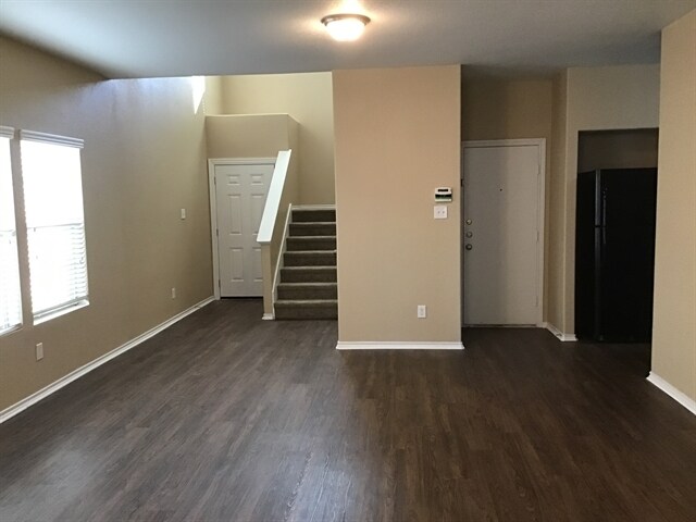 Building Photo - 2830 Wisner Cir