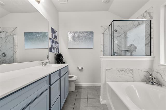 Building Photo - 2407 Wildhaven Rd