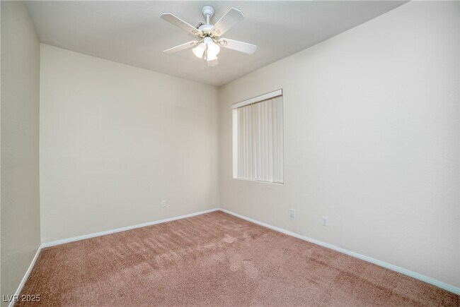 Building Photo - 1989 Songbird Ct