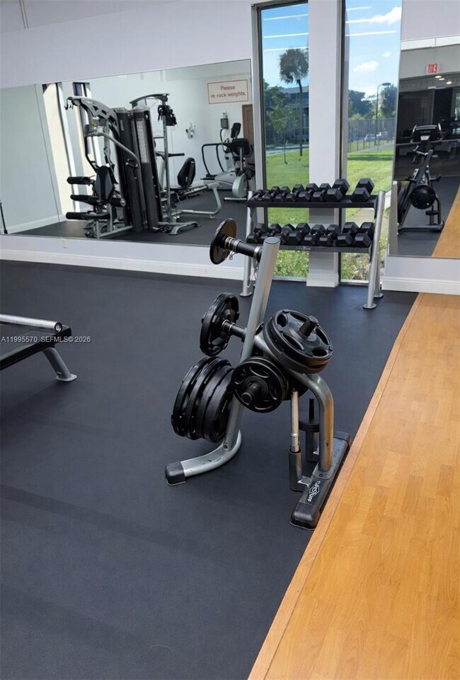 Building Photo - 3121 NW 47th Terrace