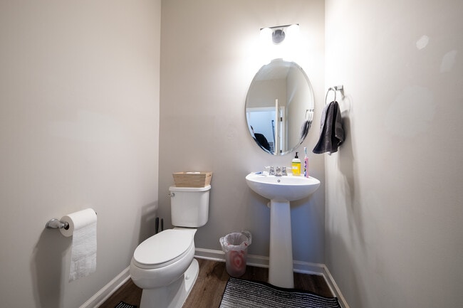 Building Photo - 21860 136th Wy