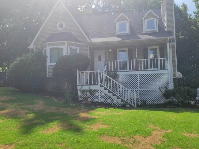 Building Photo - 1356 Velvet Creek Way SW