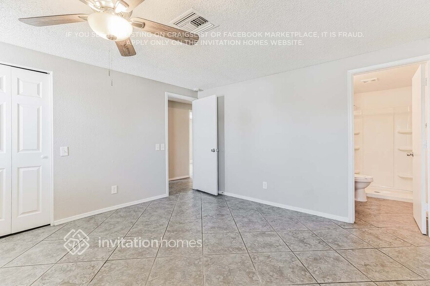 Building Photo - 1616 W Los Arboles Pl