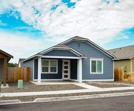 Building Photo - 2509 N Benjamin Ln