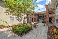 Building Photo - Island Villas