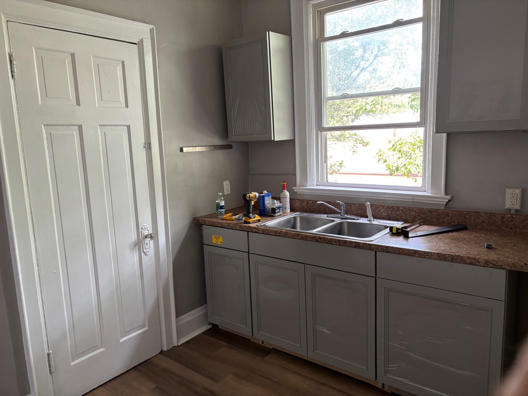 Building Photo - 1802 Holman Ave