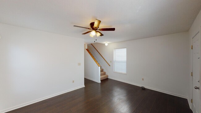 Building Photo - 2229 Symmes St