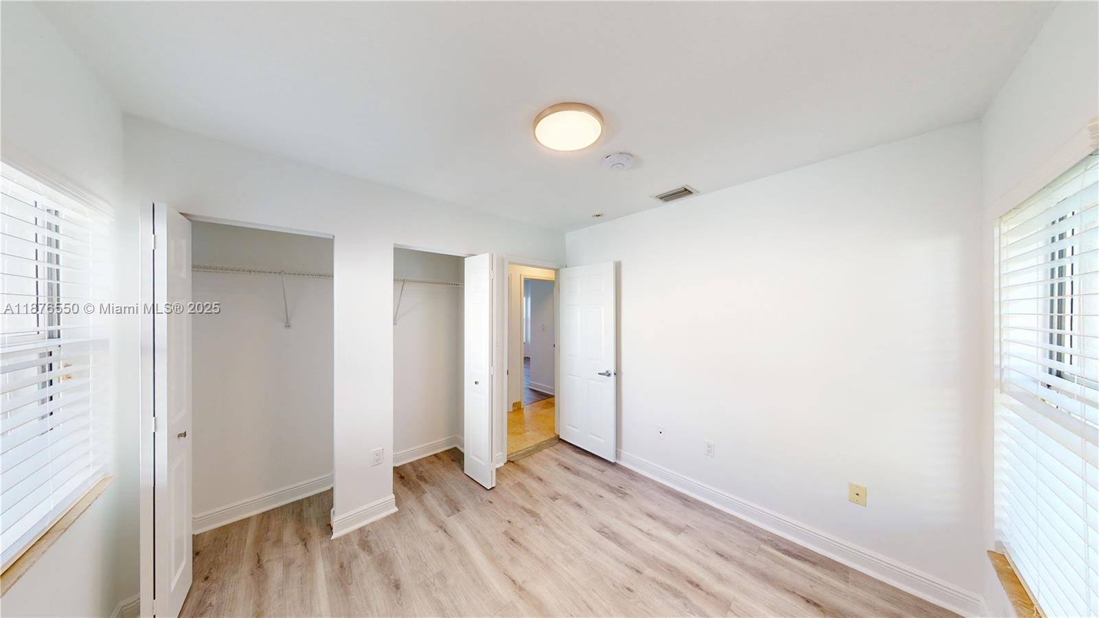 Building Photo - 7 Montilla Ave