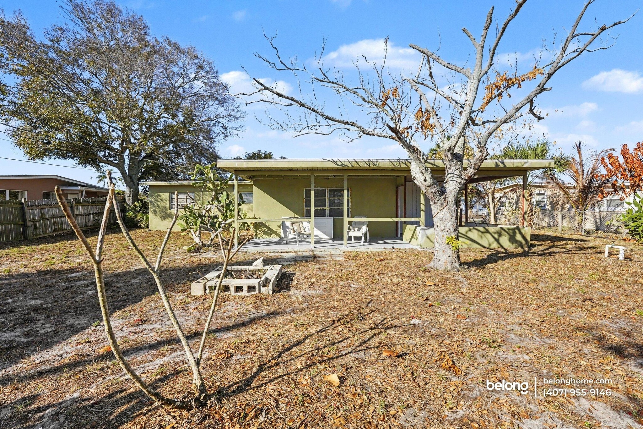 Building Photo - 865 Canada St NE