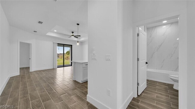 Building Photo - 328 Gordon Ave S