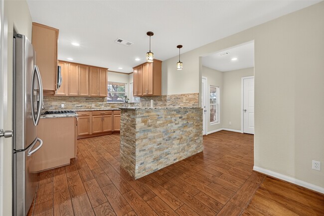 Building Photo - 4045 Osby Dr