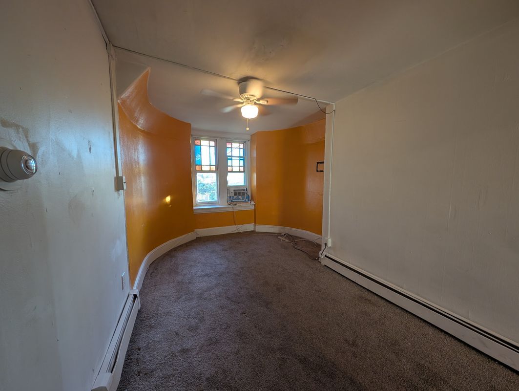 Building Photo - 835 W Marshall St