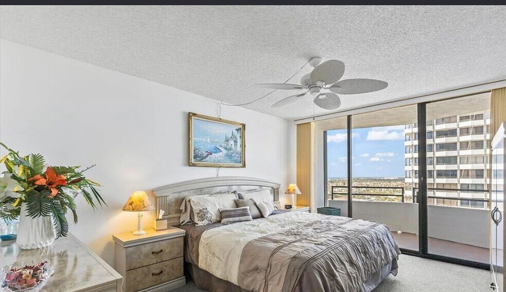 Building Photo - 2828 N Atlantic Ave