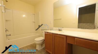 Building Photo - 705 Keystone Park Dr