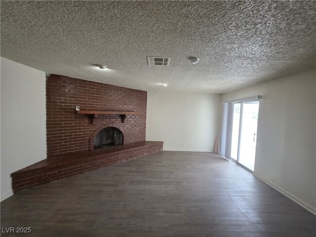 Building Photo - 6232 Blair Way