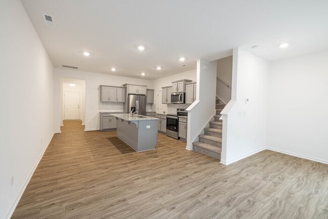 Building Photo - 3 br townhome Walking Distance to Downtown Albemarle! Ready now!