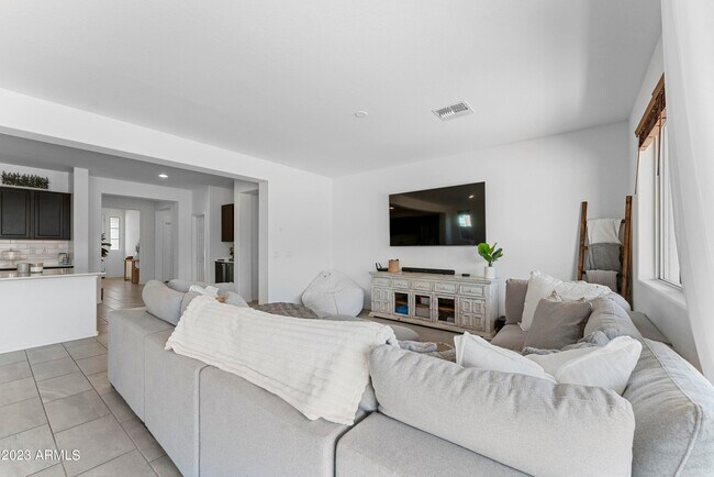 Building Photo - 23138 E Camina Plata