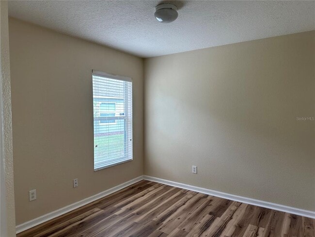 Building Photo - 1023 Cinnamon Fern Ct