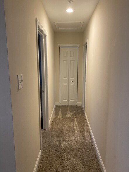 Hallway - 13 Eaves Mill Rd