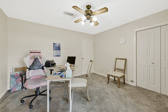 Building Photo - 1109 Frances Dr