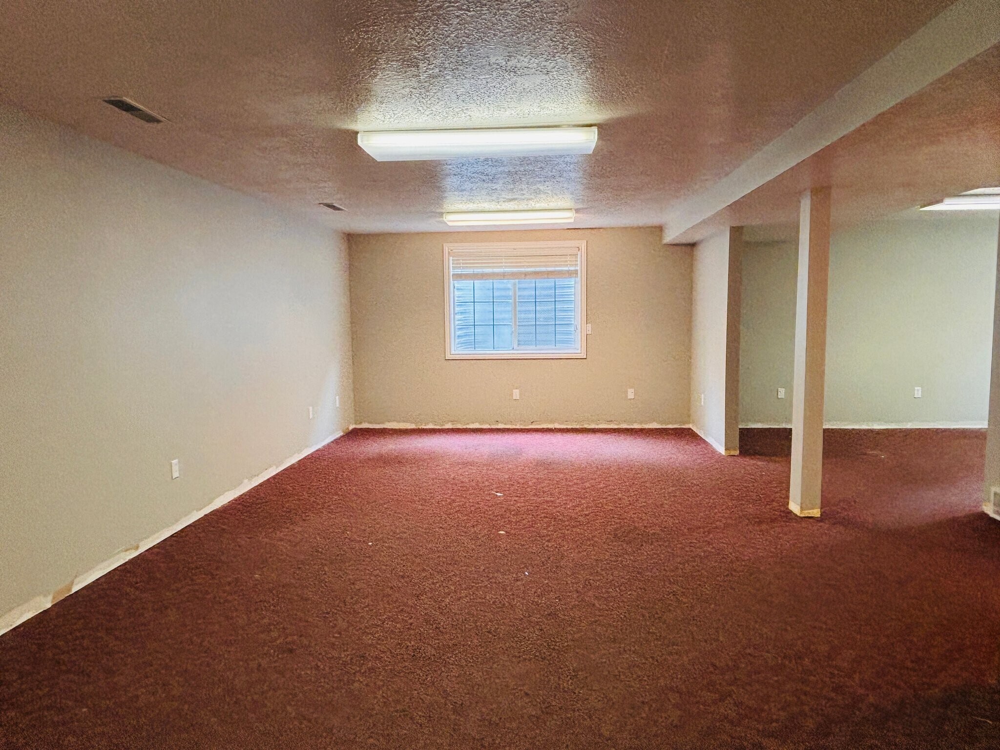 Building Photo - 40 W 1250 N