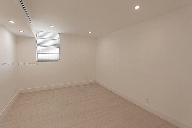 Building Photo - 801 NW 47th Ave