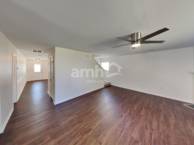 Building Photo - 14718 Watertrace Dr