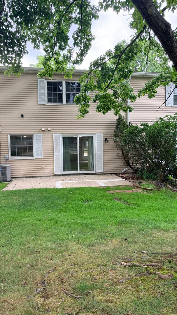 Building Photo - 13856 Oakbrook Dr
