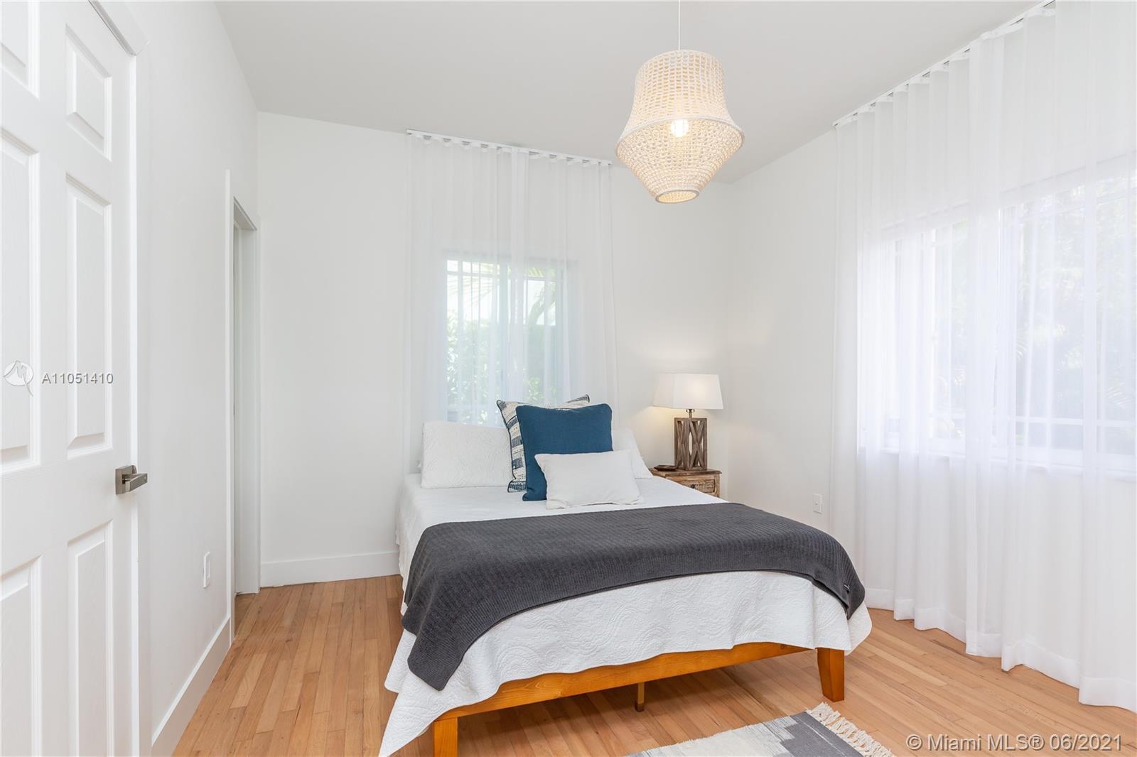 Building Photo - 501 SW 19th Rd