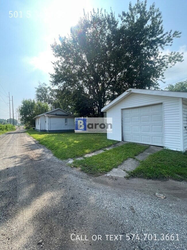 Building Photo - 501 S 34th St