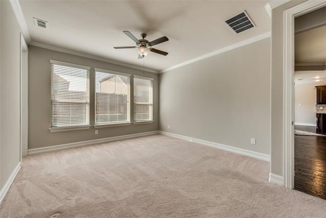 Building Photo - 2818 Balmoral Dr