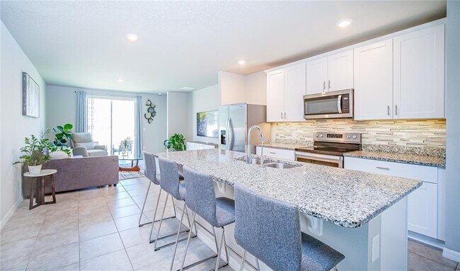 Building Photo - 3881 Marbella Way