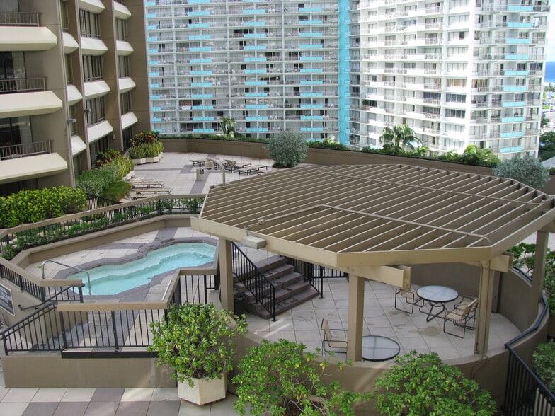 Building Photo - 1778 Ala Moana Blvd