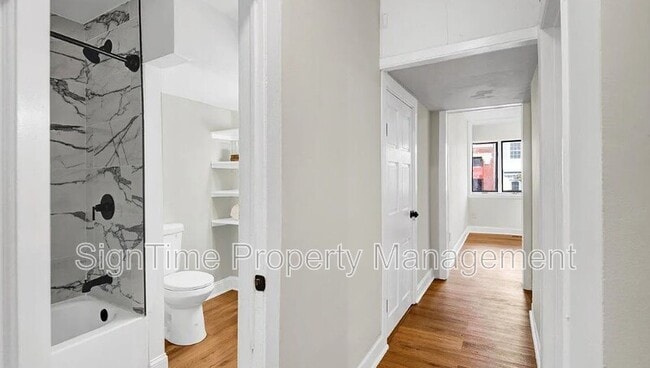 Building Photo - 12 S Main St