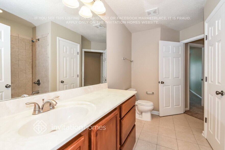 Building Photo - 12628 Pine Marsh Way